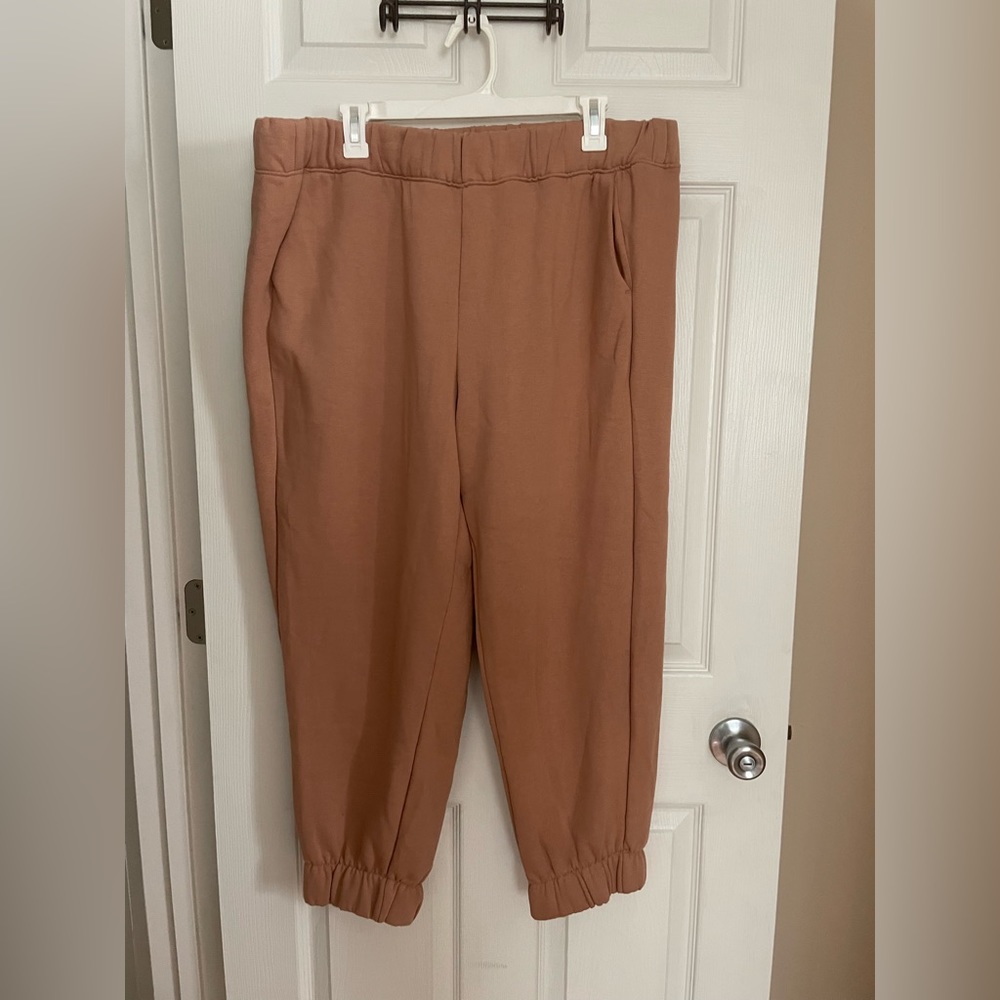 High-waisted Fleece Joggers